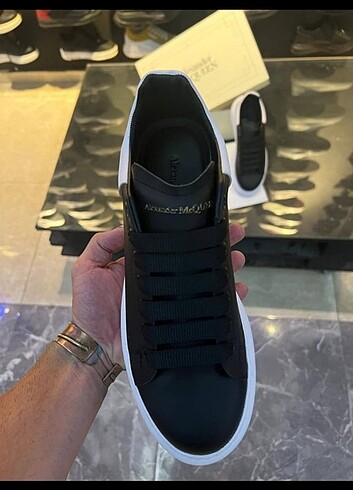 Alexander McQueen Alexander McQueen