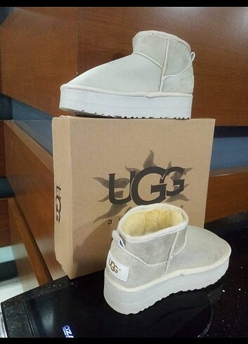 38 Beden UGG Ultramini 