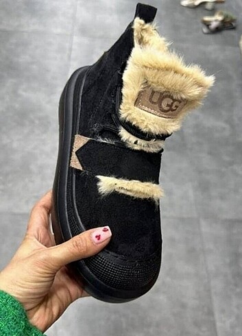 37 Beden UGG AUSTRALİA