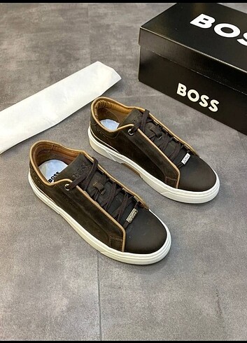 40 Beden siyah Renk Boss erkek