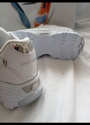 39 Beden beyaz Renk SKECHERS