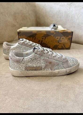Golden Goose Deluxe