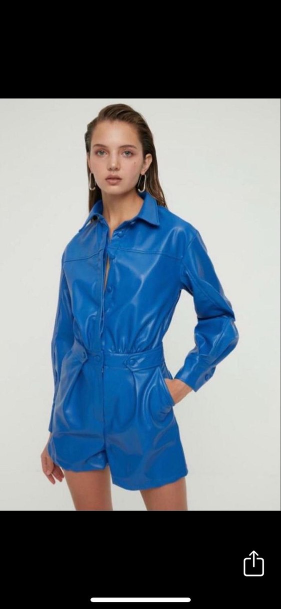 Kadın Parlak Mavi Deri Mini Tulum - Görsel 2