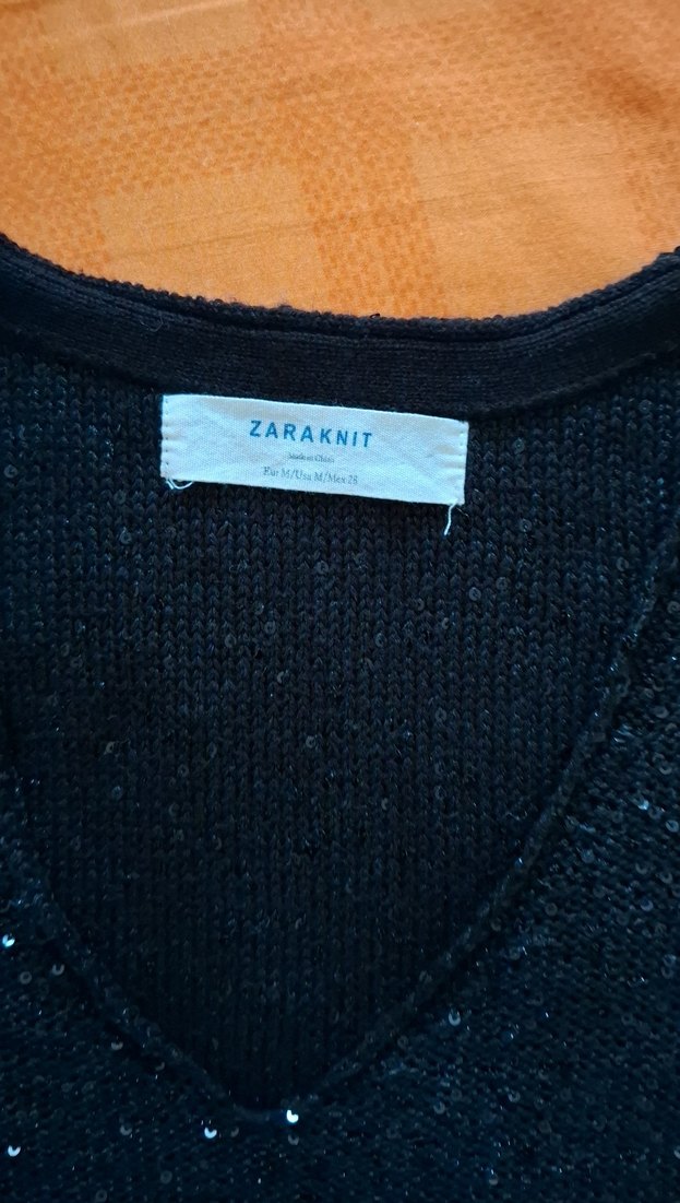 Siyah Simli V Yaka Kadın Süveter - Görsel 3