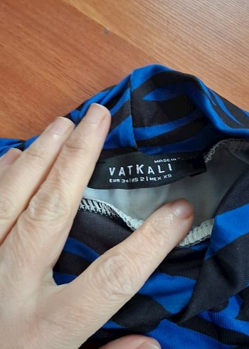 Kadın Mavi Zebra Desenli Uzun Kollu Bluz - Görsel 4