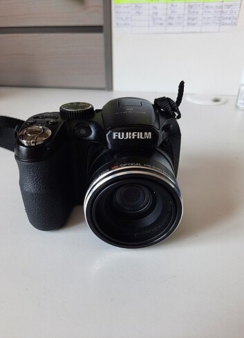 Fujifilm dijital fotoğraf makinesi 