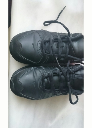 37 Beden siyah Renk Orijinal nike spor ayakkabı 