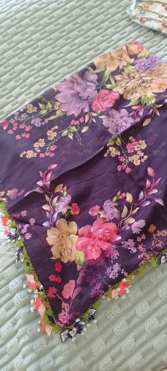 4 kenarı yapılı yazma - Görsel 2