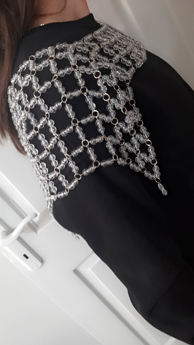 Gri Zincir Detaylı Gotik Vücut Zinciri - Görsel 5