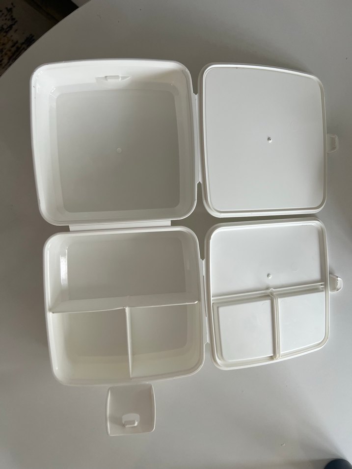 Beyaz Kedi beslenme kutusu - Görsel 3