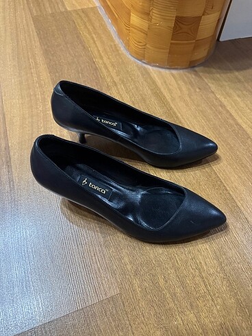Kemal Tanca Kemal tanca stiletto