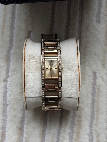 Guess Guess gold saat