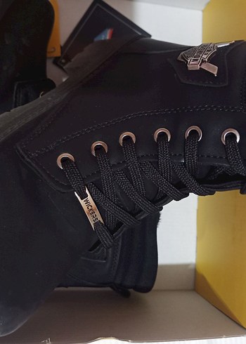 38 Beden Siyah Deri Biker Kadın Bot