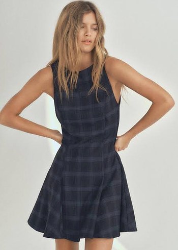 xs Beden zara yeni sezon Kareli Kolsuz Midi Elbise