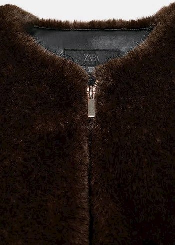 Kahverengi Kısa Yüksek Yakalı Kadın Peluş Ceket - Görsel 3