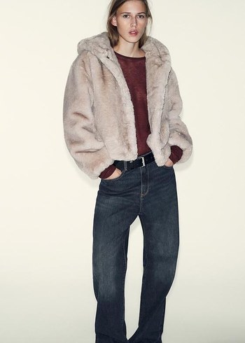 Bej Kapüşonlu Kadın Peluş Mont - Görsel 3