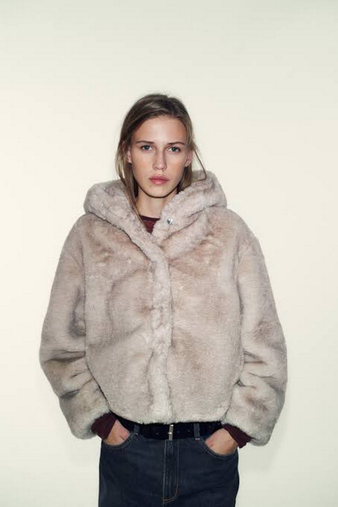 Bej Kapüşonlu Kadın Peluş Mont - Görsel 4