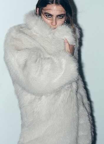 Zara kürk 