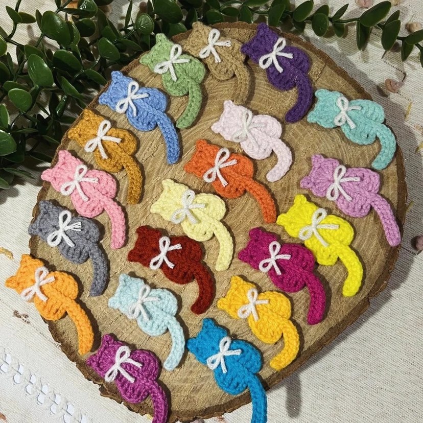 Renkli Kedi Figürlü Örgü obje 20 adet - Görsel 2