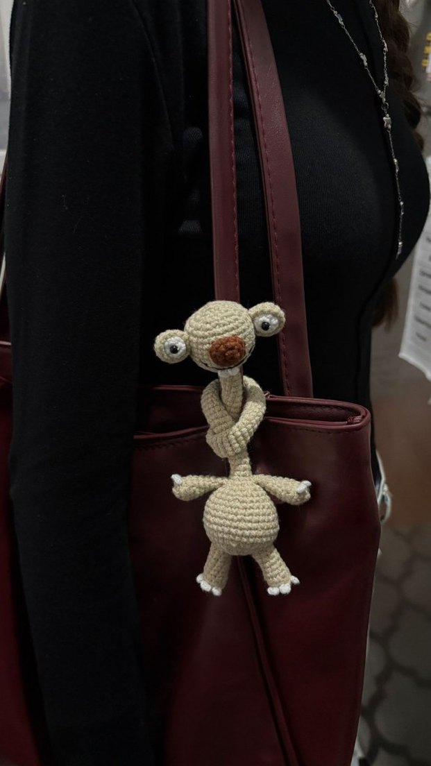 Örgü Sid Çanta Charmı - Görsel 3