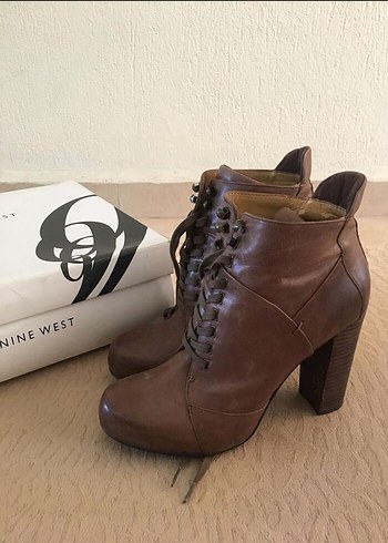 Nine West Kahverengi Deri Dolgu Topuklu Bot - Görsel 3