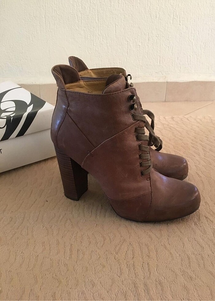 Nine west kahverengi topuklu bot - Görsel 3