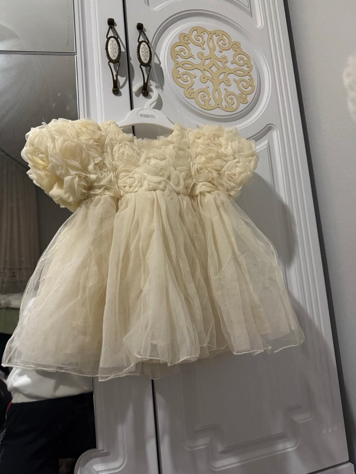 Kız Çocuk Fırfırlı Beyaz Straplez Elbise - Görsel 2