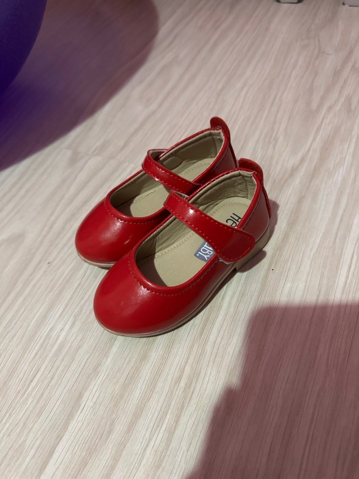 Kız Çocukları İçin Parlak Kırmızı Babet - Görsel 2