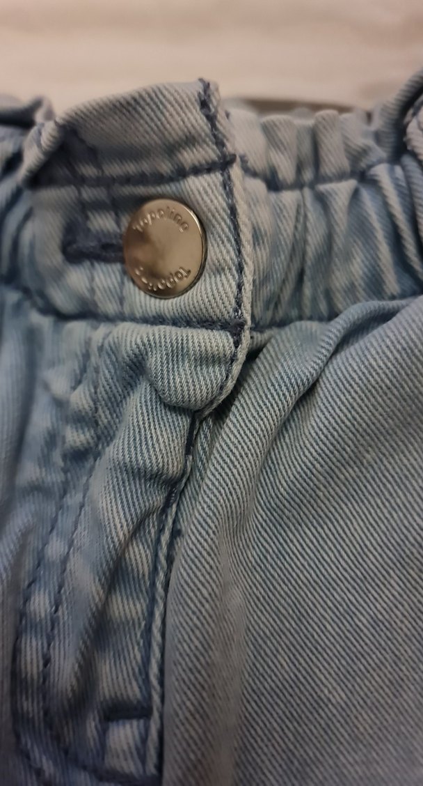 Kız Çocuk Bol Kesim Kot Pantolon ve sifir kol üstlük - Görsel 2