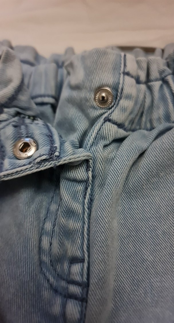 Kız Çocuk Bol Kesim Kot Pantolon ve sifir kol üstlük - Görsel 3