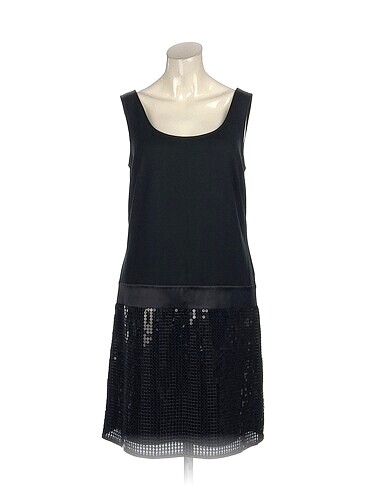 Ann Taylor Kısa Elbise %70 İndirimli.