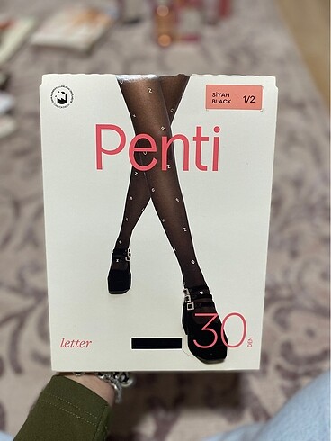 penti letter çorap