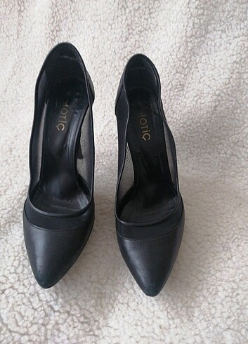 ????Stiletto