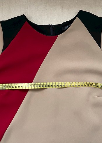 Geometrik Desenli Elbise - Görsel 5