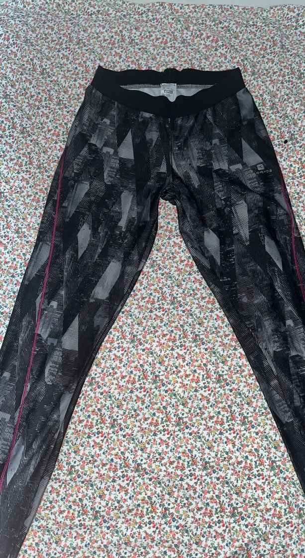 Kadın Siyah Desenli Spor Tayt Velcro Detaylı - Görsel 2