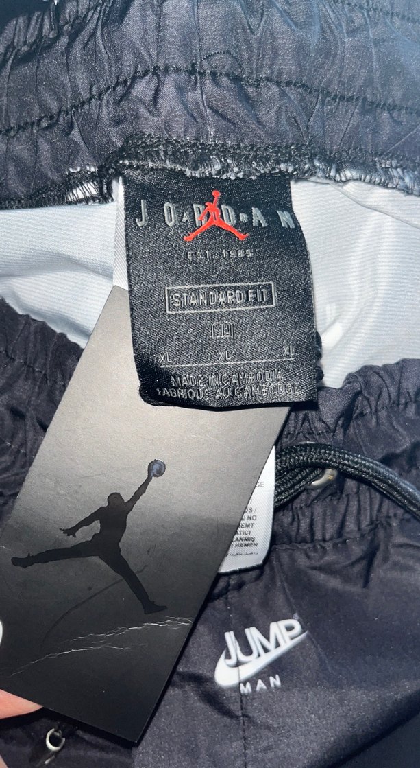 Koyu lacivert bol kesim paraşüt eşofman - Görsel 4