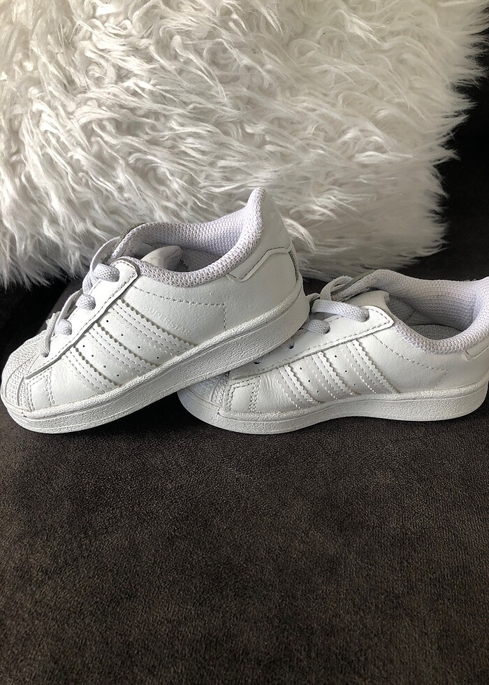 Adidas beyaz çocuk ayakkabı - Görsel 3