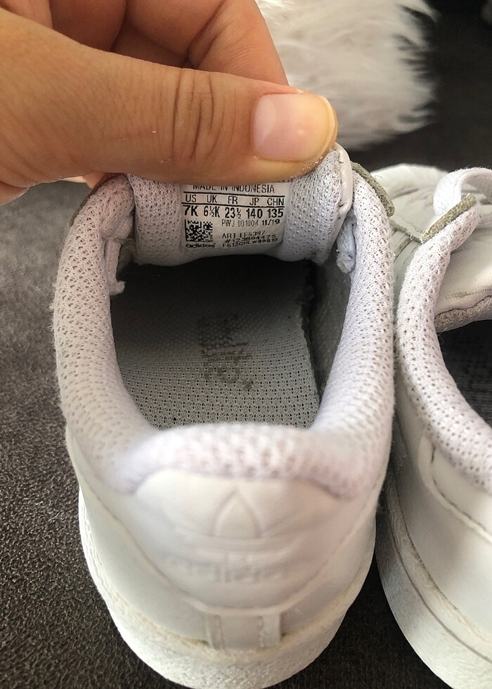 Adidas beyaz çocuk ayakkabı - Görsel 5