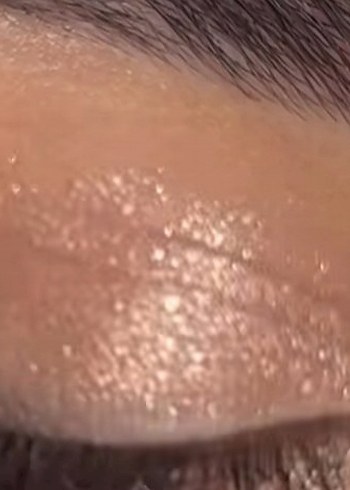 Beden Maybelline Color Tattoo Kapatıcı - Açık Bej courageous