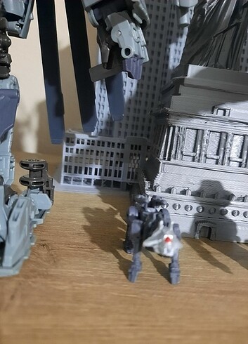  Beden Transformers Grindor