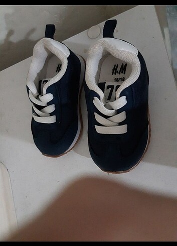 H&M Bebek ayakkabısı