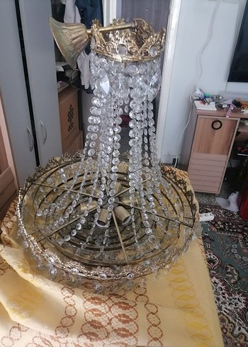 Altın Renkli Kristal Avizeve 2 adet aplik