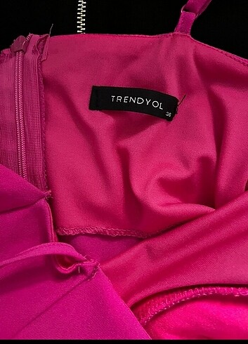 Trendyol & Milla Pembe elbise
