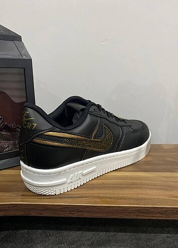 Nike NIKE AİR FORCE CR7 1. Sınıf işçilik ithal kalitede kolay yır
