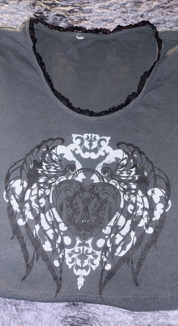 Gri Baskılı Uzun Kollu Gothic crop - Görsel 2