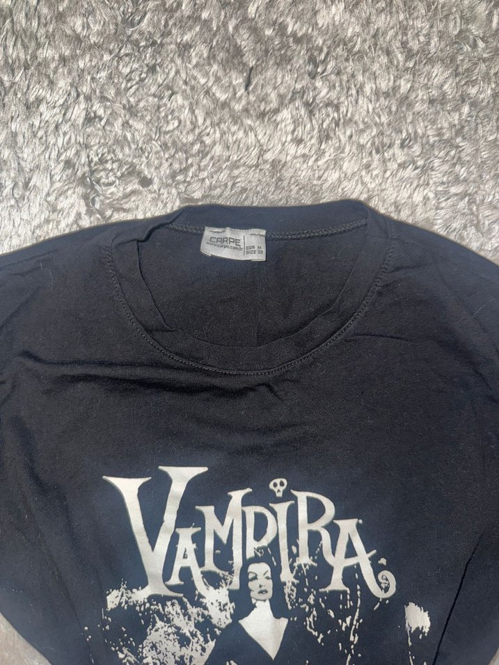 Vampira Baskılı Siyah gothic Tişört - Görsel 3