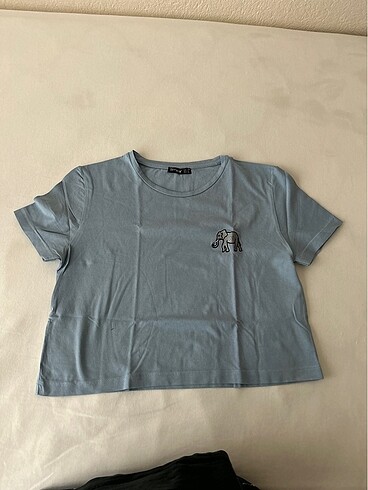 bebe mavisi crop