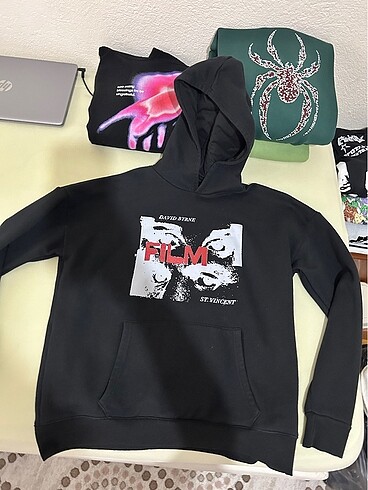 m Beden sweatshirt