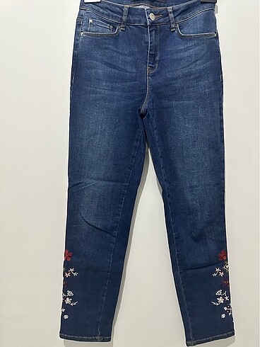 LCW Jeans Special Edition Nakışlı Kot