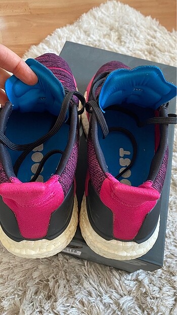 36,5 Beden pembe Renk Adidas koşu ayakkabısı